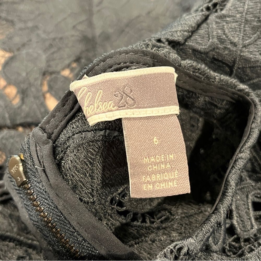 Chelsea28 Elegant charcoal color Lace midi Dress size 6 - Picture 9 of 12